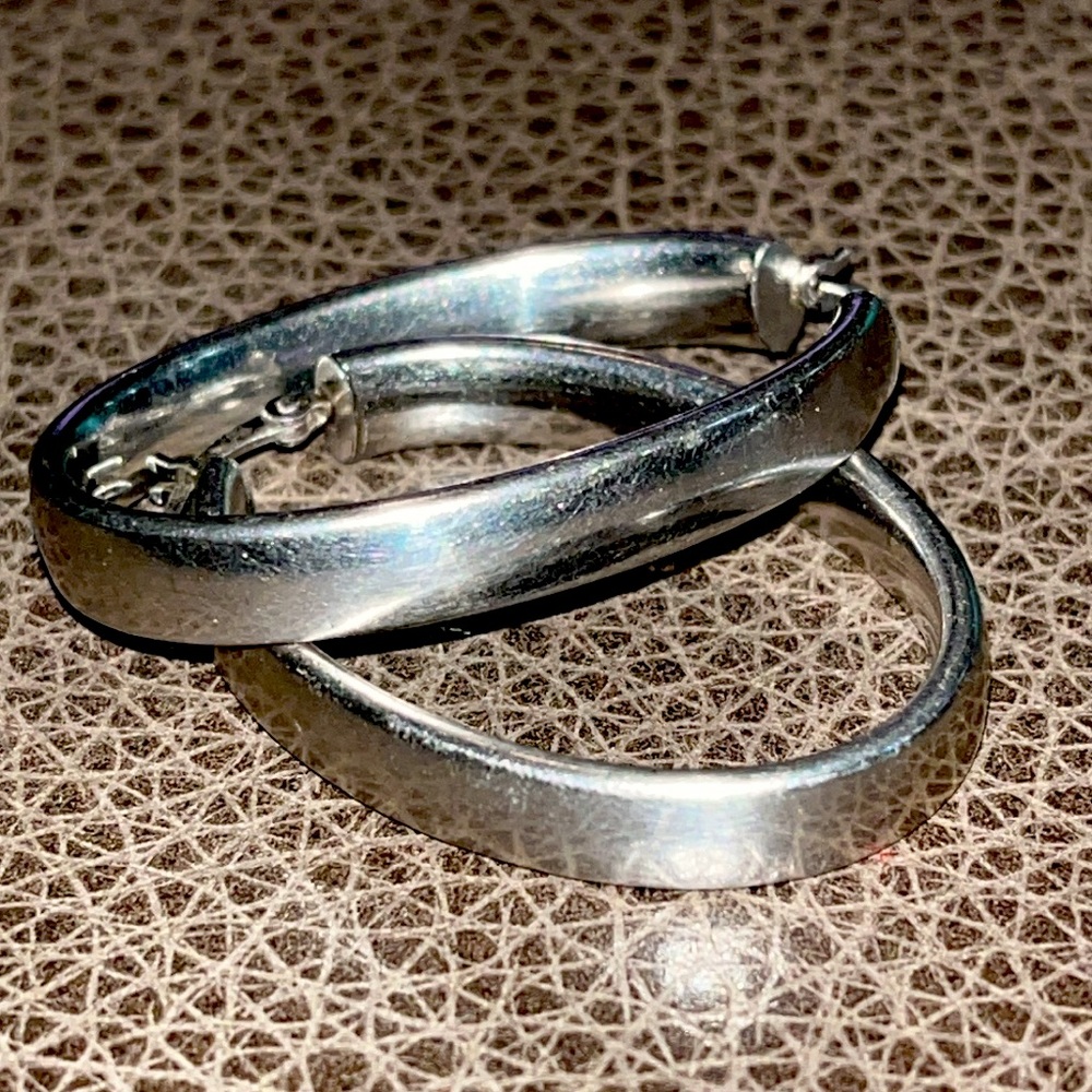 Authentic Sterling Silver Oval Hoops Earrings - M… - image 3